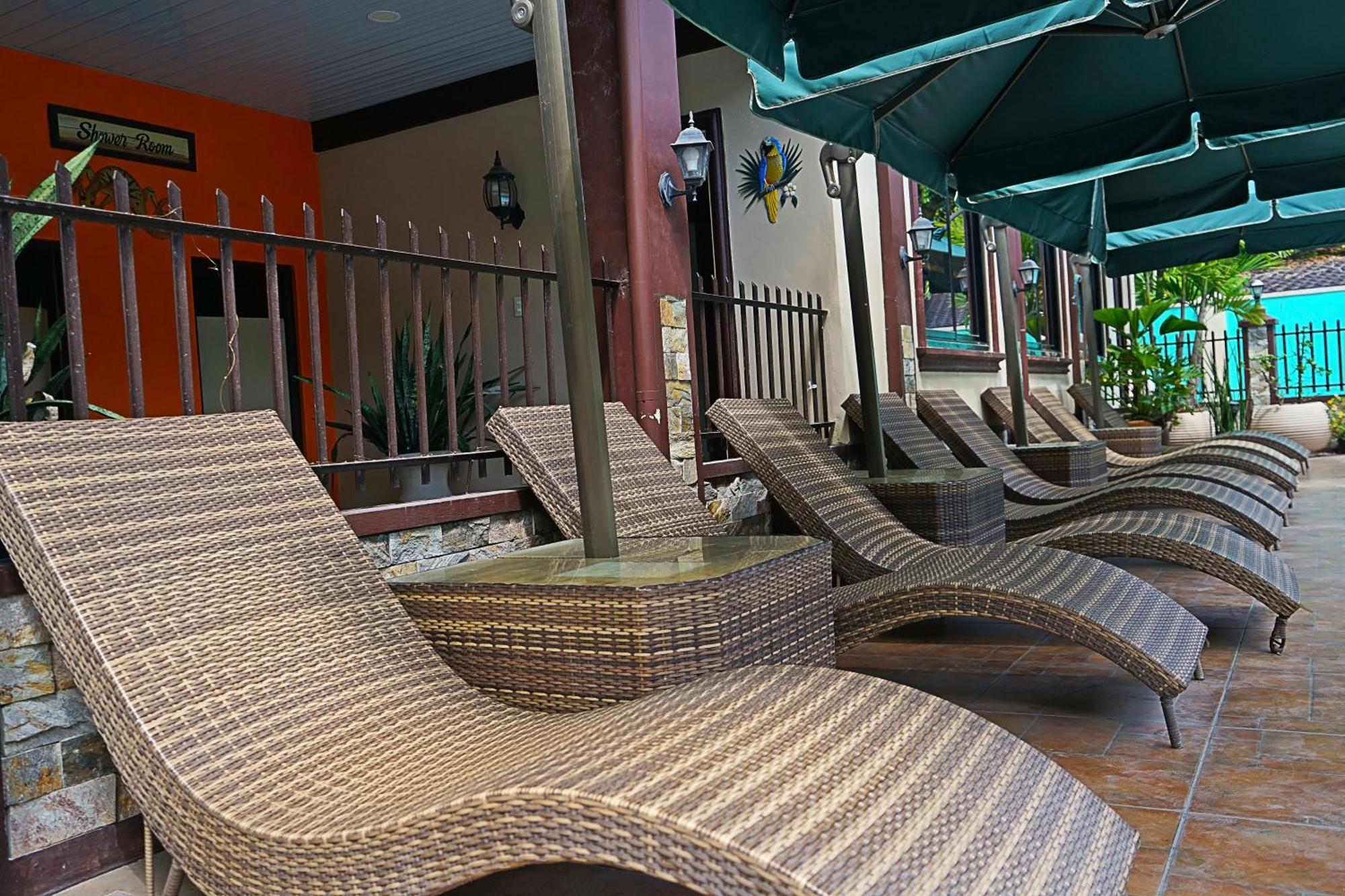 Bella Vista Resort Naguilian Εξωτερικό φωτογραφία